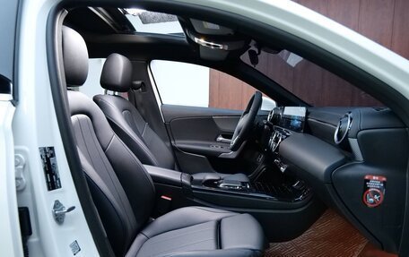 Mercedes-Benz A-Класс, 2022 год, 2 281 000 рублей, 18 фотография