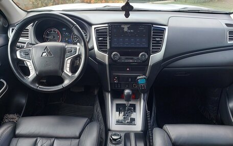 Mitsubishi L200 IV рестайлинг, 2022 год, 3 900 000 рублей, 14 фотография