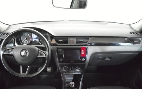 Skoda Rapid I, 2017 год, 1 299 000 рублей, 7 фотография