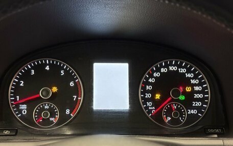 Volkswagen Touran III, 2011 год, 799 000 рублей, 13 фотография