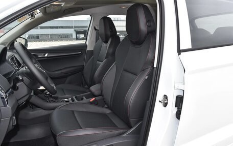 Skoda Karoq I, 2025 год, 2 373 000 рублей, 11 фотография
