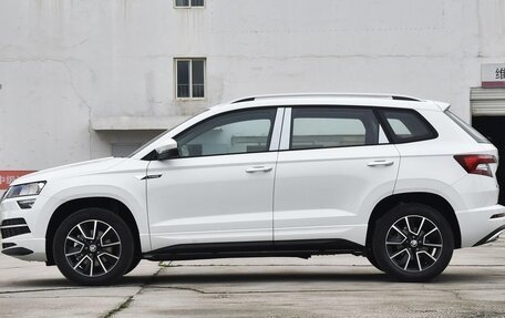 Skoda Karoq I, 2025 год, 2 373 000 рублей, 4 фотография