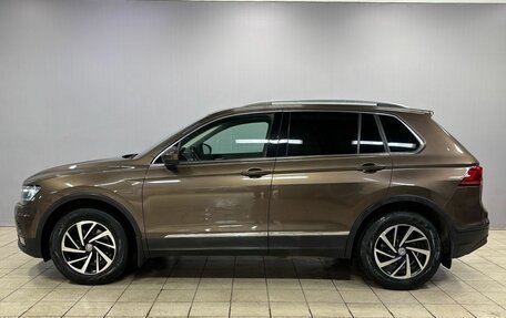 Volkswagen Tiguan II, 2018 год, 2 420 000 рублей, 8 фотография
