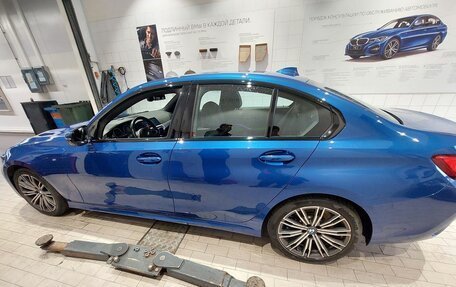BMW 3 серия, 2019 год, 3 800 000 рублей, 4 фотография