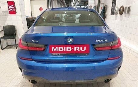 BMW 3 серия, 2019 год, 3 800 000 рублей, 11 фотография