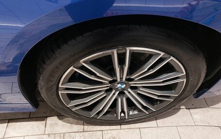 BMW 3 серия, 2019 год, 3 800 000 рублей, 17 фотография