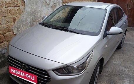 Hyundai Solaris II рестайлинг, 2018 год, 1 085 000 рублей, 6 фотография