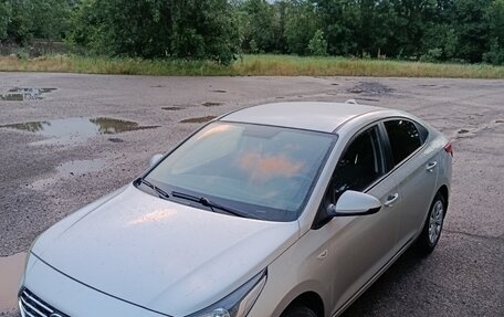 Hyundai Solaris II рестайлинг, 2018 год, 1 085 000 рублей, 15 фотография