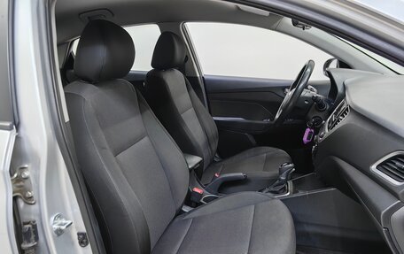 Hyundai Solaris II рестайлинг, 2018 год, 999 000 рублей, 7 фотография