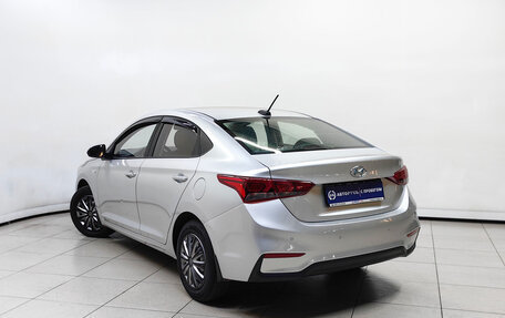 Hyundai Solaris II рестайлинг, 2018 год, 999 000 рублей, 2 фотография