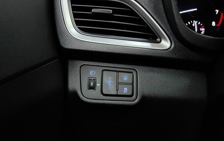 Hyundai Solaris II рестайлинг, 2018 год, 999 000 рублей, 21 фотография