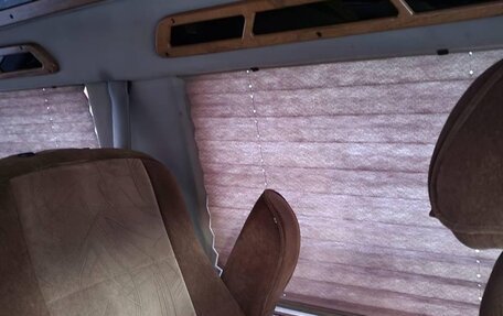 GMC Safari II, 2000 год, 1 300 000 рублей, 6 фотография