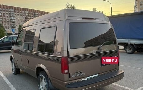 GMC Safari II, 2000 год, 1 300 000 рублей, 5 фотография