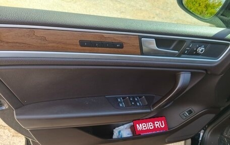 Volkswagen Touareg III, 2014 год, 2 900 000 рублей, 16 фотография