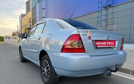 Toyota Corolla, 2004 год, 490 000 рублей, 10 фотография