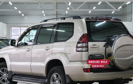 Toyota Land Cruiser Prado 120 рестайлинг, 2006 год, 1 599 000 рублей, 6 фотография