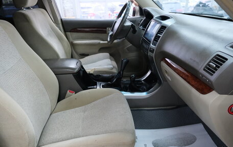 Toyota Land Cruiser Prado 120 рестайлинг, 2006 год, 1 599 000 рублей, 18 фотография