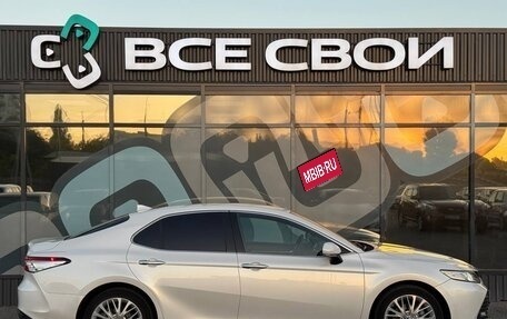 Toyota Camry, 2018 год, 2 750 000 рублей, 8 фотография