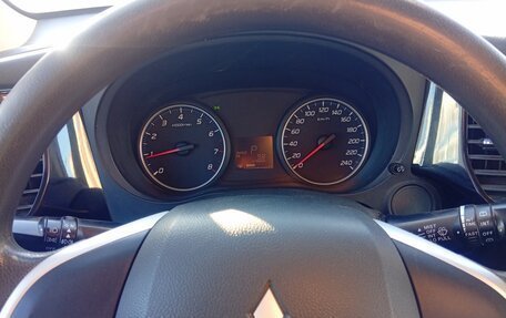 Mitsubishi Outlander III рестайлинг 3, 2012 год, 1 250 000 рублей, 8 фотография