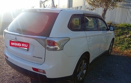 Mitsubishi Outlander III рестайлинг 3, 2012 год, 1 250 000 рублей, 6 фотография