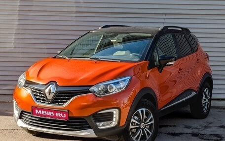 Renault Kaptur I рестайлинг, 2017 год, 1 380 000 рублей, 1 фотография