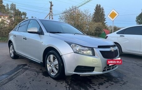 Chevrolet Cruze II, 2010 год, 425 000 рублей, 2 фотография