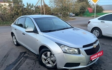 Chevrolet Cruze II, 2010 год, 425 000 рублей, 6 фотография