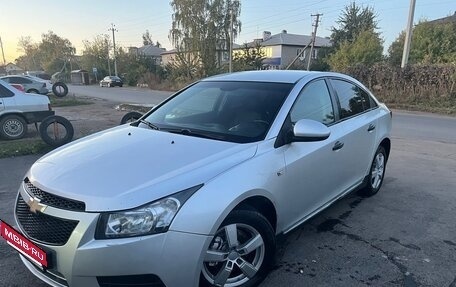 Chevrolet Cruze II, 2010 год, 425 000 рублей, 7 фотография