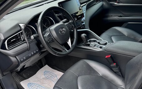 Toyota Camry, 2021 год, 3 100 000 рублей, 9 фотография