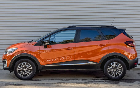 Renault Kaptur I рестайлинг, 2017 год, 1 380 000 рублей, 8 фотография