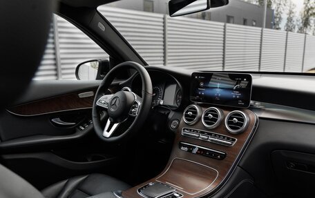 Mercedes-Benz GLC, 2019 год, 3 550 000 рублей, 14 фотография