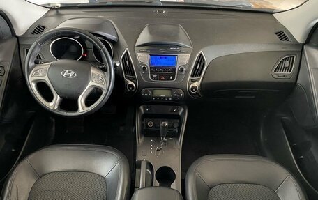 Hyundai ix35 I рестайлинг, 2012 год, 1 100 000 рублей, 9 фотография