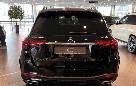 Mercedes-Benz GLE, 2024 год, 15 648 000 рублей, 4 фотография