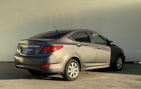 Hyundai Solaris II рестайлинг, 2011 год, 830 000 рублей, 4 фотография