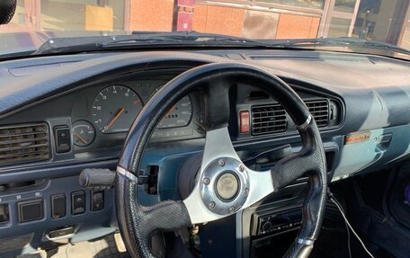 Mazda 626, 1988 год, 145 000 рублей, 6 фотография