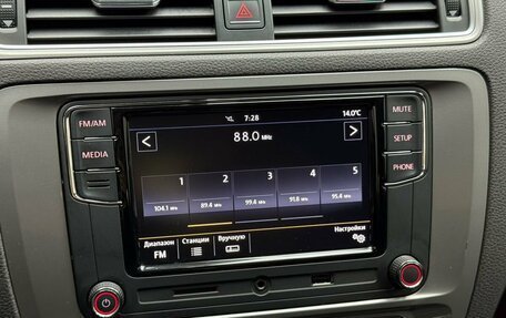 Volkswagen Jetta VI, 2017 год, 1 399 000 рублей, 12 фотография