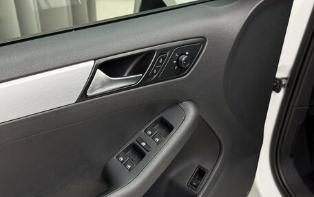 Volkswagen Jetta VI, 2017 год, 1 399 000 рублей, 15 фотография