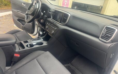 KIA Sportage IV рестайлинг, 2019 год, 2 000 000 рублей, 17 фотография