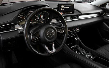 Mazda 6, 2019 год, 2 350 000 рублей, 15 фотография