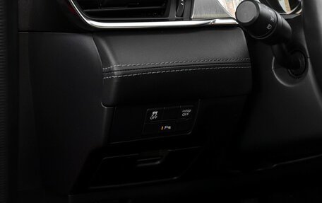Mazda 6, 2019 год, 2 350 000 рублей, 17 фотография
