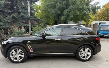 Infiniti QX70, 2016 год, 2 800 000 рублей, 5 фотография