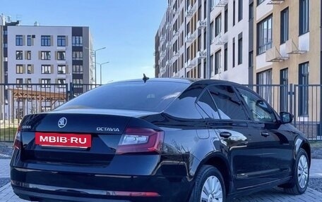 Skoda Octavia, 2017 год, 1 900 000 рублей, 2 фотография