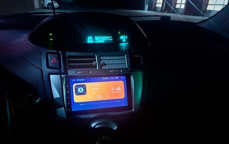 Toyota Yaris III рестайлинг, 2008 год, 600 000 рублей, 9 фотография