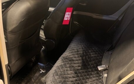 Toyota Yaris III рестайлинг, 2008 год, 600 000 рублей, 12 фотография