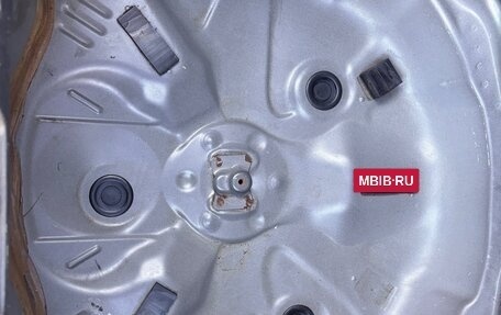 Toyota Yaris III рестайлинг, 2008 год, 600 000 рублей, 8 фотография