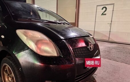 Toyota Yaris III рестайлинг, 2008 год, 600 000 рублей, 6 фотография