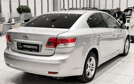 Toyota Avensis III рестайлинг, 2009 год, 1 099 000 рублей, 5 фотография
