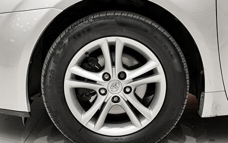 Toyota Avensis III рестайлинг, 2009 год, 1 099 000 рублей, 18 фотография