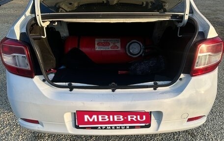 Renault Logan II, 2018 год, 480 000 рублей, 4 фотография