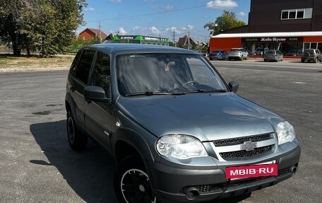 Chevrolet Niva I рестайлинг, 2013 год, 510 000 рублей, 3 фотография